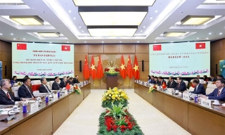 Chuyến thăm chính thức Trung Quốc của Chủ tịch Quốc hội Trần Thanh Mẫn: Củng cố tin cậy chính trị giữa hai nước Việt-Trung