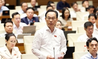 Bộ trưởng Hoàng Minh Sơn làm rõ 6 nhóm vấn đề trọng tâm của ngành giáo dục