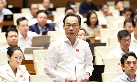 Bộ trưởng Hoàng Minh Sơn làm rõ 6 nhóm vấn đề trọng tâm của ngành giáo dục