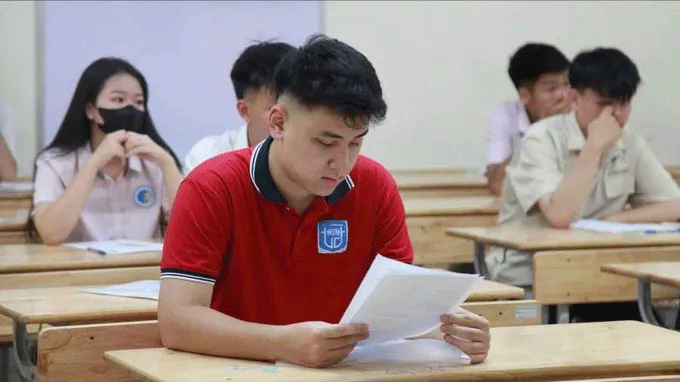 15 giờ, ngày 15-7, Bộ Giáo dục và Đào tạo công bố phổ điểm các môn thi tốt nghiệp 2025