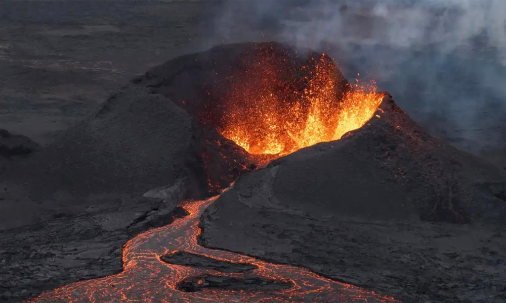 Núi lửa ở Kamchatka (Nga) “thức giấc” sau 600 năm