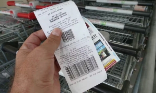 Mực in trong hóa đơn giấy gây vô sinh?