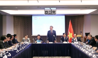 Tổng Bí thư Tô Lâm gặp mặt Mạng lưới Đổi mới sáng tạo Việt Nam tại Hàn Quốc