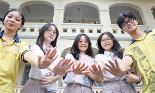 Từ ngày 25/9, dạy các môn học bằng ngoại ngữ theo quy định mới