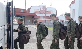 Nga và Ukraine trao đổi tù nhân