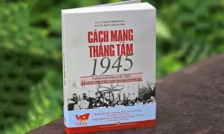Cuốn sách về bản hùng ca mở ra kỷ nguyên độc lập, tự do