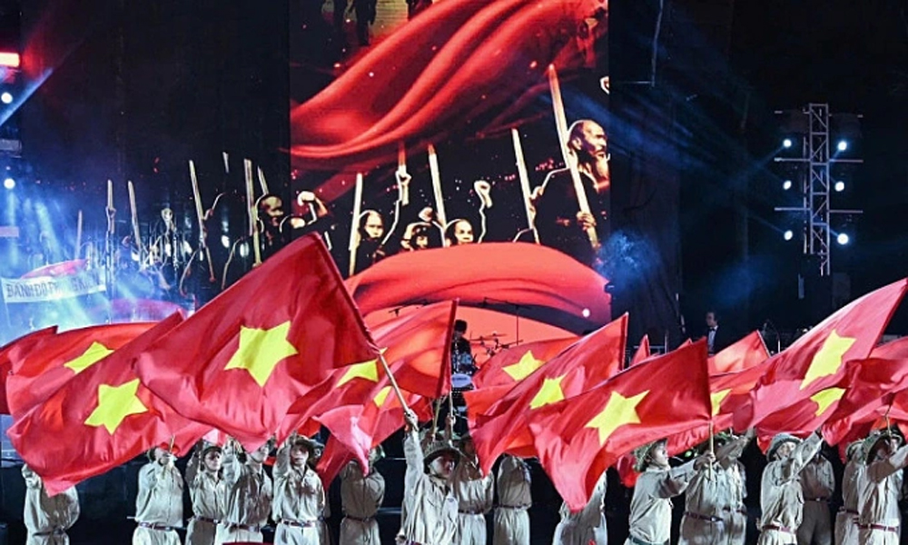  “Mười chín tháng Tám” - bản tốc ký thành khúc ca bất hủ