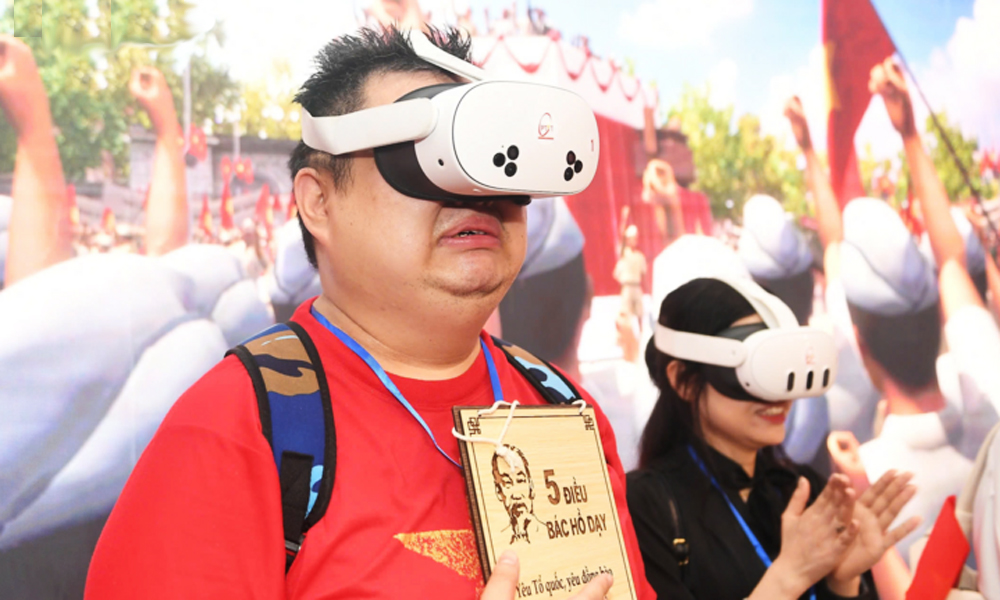  Du khách Hàn Quốc và tình yêu đặc biệt dành cho Chủ tịch Hồ Chí Minh