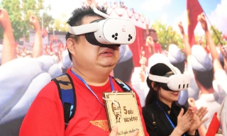 Du khách Hàn Quốc và tình yêu đặc biệt dành cho Chủ tịch Hồ Chí Minh