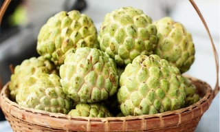 4 nhóm người nên hạn chế ăn quả na
