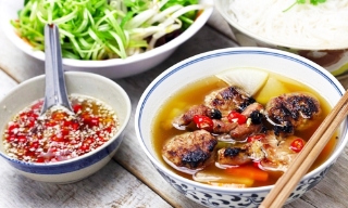 5 quán bún chả chuyên gia gợi ý khách nên thử ở Hà Nội