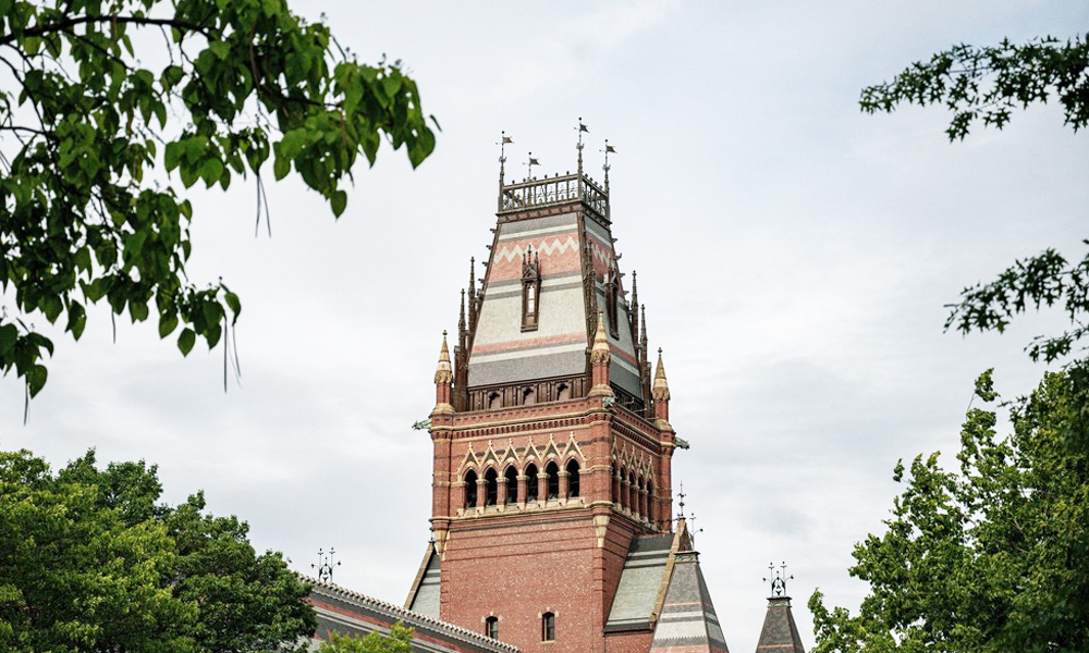 Tòa án Mỹ hủy bỏ quyết định cắt giảm hơn 2 tỷ USD tài trợ cho Đại học Harvard