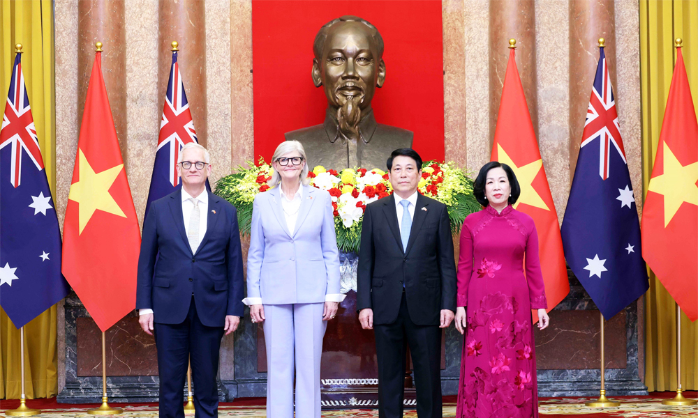  Chủ tịch nước Lương Cường chủ trì lễ đón cấp Nhà nước Toàn quyền Australia