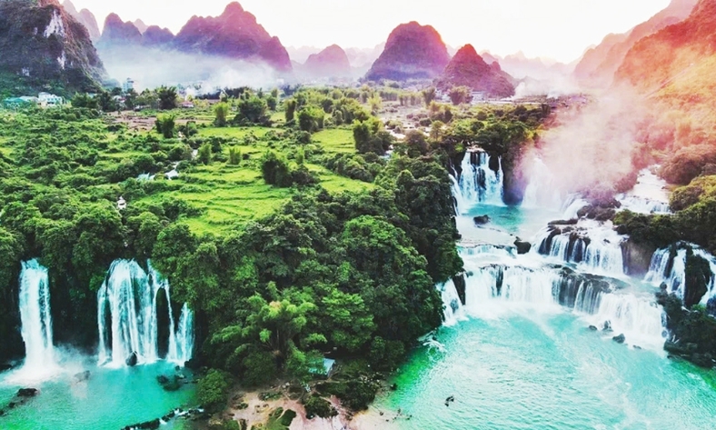  Công viên địa chất Non nước Cao Bằng nhận giải thưởng quốc tế của UNESCO