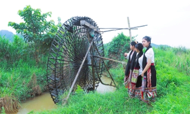  Cọn nước - Nét văn minh lúa nước của đồng bào Thái 