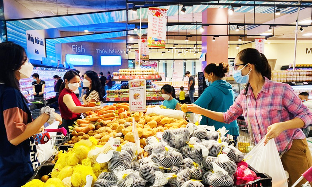  Xây dựng, công bố mức sống tối thiểu hằng năm làm căn cứ xác định các chuẩn chính sách xã hội