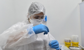 Nga sớm dùng thử vaccine mRNA cho các bệnh nhân ung thư