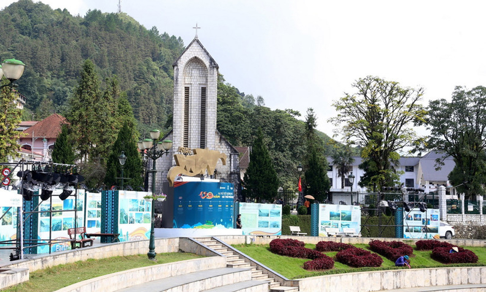  Lào Cai: Ngừng các tour du lịch đến Sa Pa, Y Tý và vùng nguy cơ lũ quét