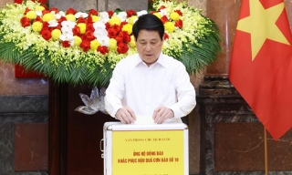 Văn phòng Chủ tịch nước quyên góp, ủng hộ đồng bào khắc phục hậu quả cơn bão số 10