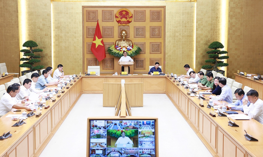  Thủ tướng Phạm Minh Chính họp triển khai khắc phục hậu quả bão số 10