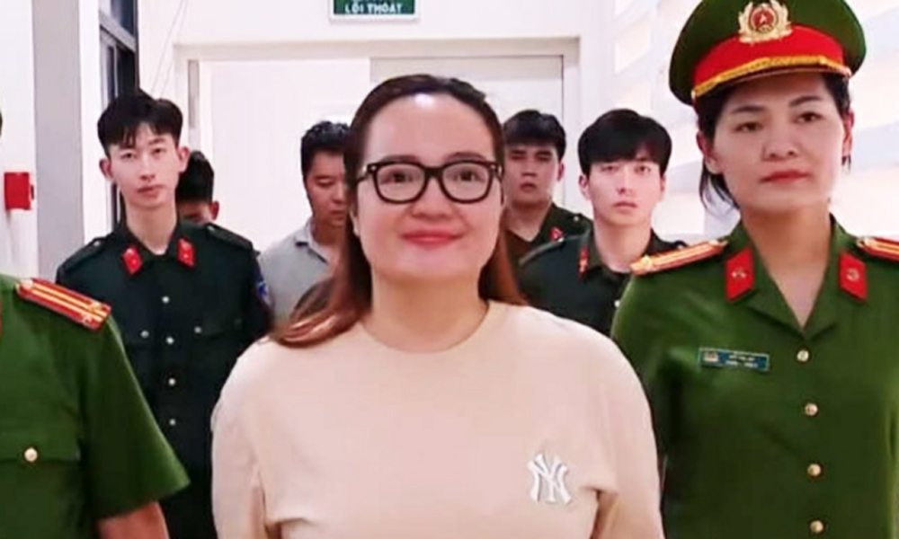  Vụ Hoàng Hường bị khởi tố: Hé lộ chiêu trò quảng cáo sai sự thật 