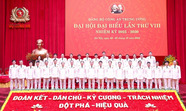  Bế mạc Đại hội đại biểu Đảng bộ Công an Trung ương lần thứ VIII