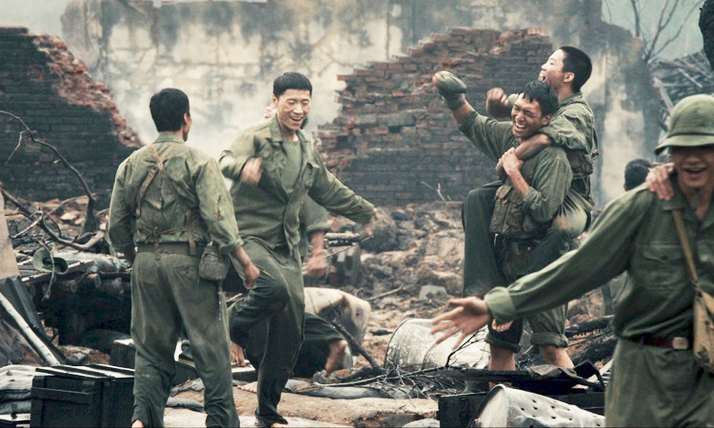  "Mưa đỏ" - Dấu ấn nghệ thuật và trách nhiệm trong kỷ nguyên mới của Điện ảnh Quân đội