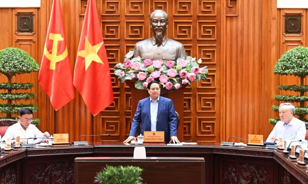  Khẩn trương khắc phục hậu quả, ổn định tình hình Nhân dân, khôi phục sản xuất, kinh doanh sau bão số 11