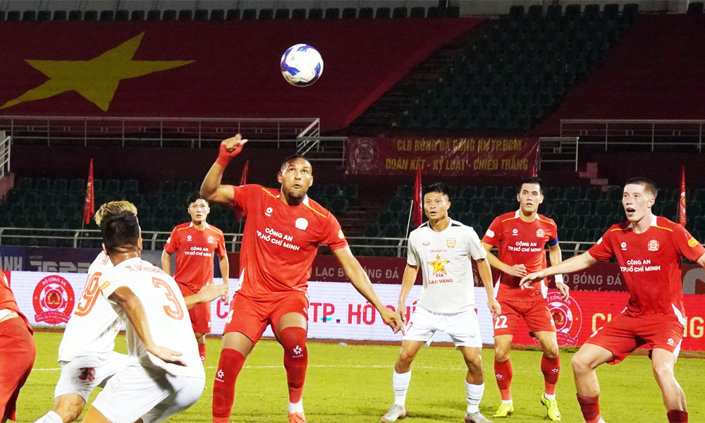  V.League 2025-2026: Công an Thành phố Hồ Chí Minh chia điểm cùng Hồng Lĩnh Hà Tĩnh