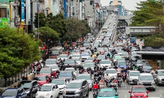 Thành phố Hà Nội đặt mục tiêu xử lý 6 điểm “đen” ùn tắc trong năm 2025