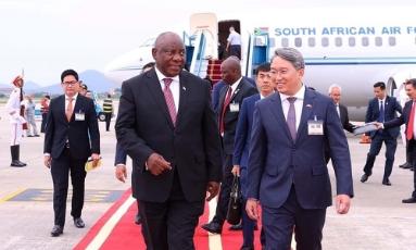  Tổng thống Nam Phi Matamela Cyril Ramaphosa bắt đầu thăm cấp Nhà nước đến Việt Nam