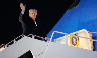 Tổng thống Mỹ Donald Trump bắt đầu chuyến công du 5 ngày tới châu Á