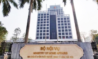 Sửa quy định về tiêu chuẩn chức danh, chức vụ công chức, viên chức lãnh đạo, quản lý