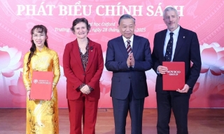 Đại học Oxford công bố Quỹ học bổng Tiên phong