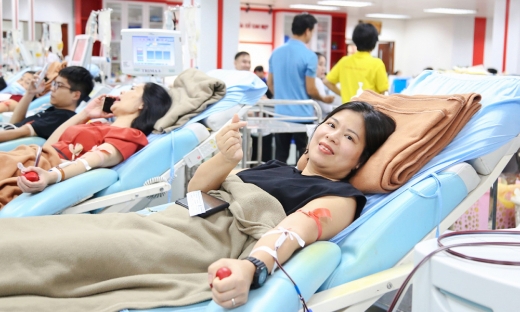 Tôn vinh 180 tấm gương hiến máu, hiến tiểu cầu