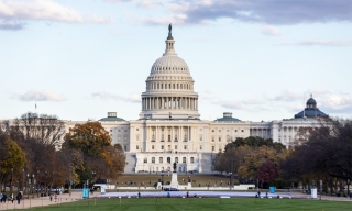 Hạ viện Mỹ thông qua dự luật mở cửa lại chính phủ