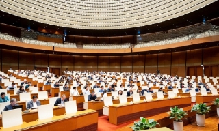 Sửa Luật Quản lý nợ công: Phân cấp, phân quyền cần đi đôi với trách nhiệm