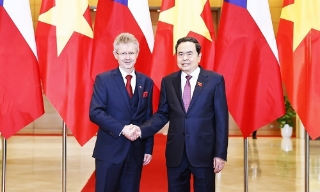 Chủ tịch Quốc hội Trần Thanh Mẫn hội đàm với Chủ tịch Thượng viện Cộng hòa Czech