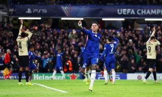 Chelsea thắng đậm Barca dù bị từ chối 3 bàn