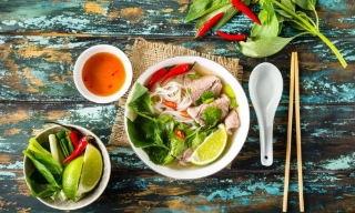 Việt Nam: Điểm đến mùa Đông lý tưởng nhất thế giới cho du khách yêu ẩm thực