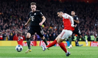 Arsenal vững ngôi đầu bảng xếp hạng Champions League