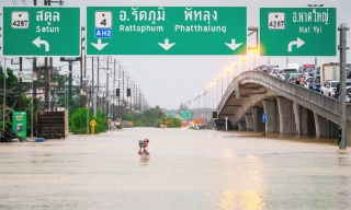 Hỗ trợ quốc tế cho các nước Nam Á và Đông Nam Á ứng phó lũ lụt nghiêm trọng