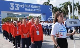 Bộ trưởng Nguyễn Văn Hùng động viên Đoàn Thể thao Việt Nam thi đấu tại SEA Games 33