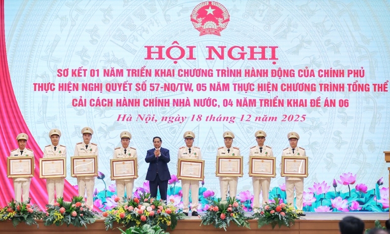  Thủ tướng: Tạo đột phá để Việt Nam bắt kịp, tiến cùng và vươn lên, vững bước tiến vào kỷ nguyên mới