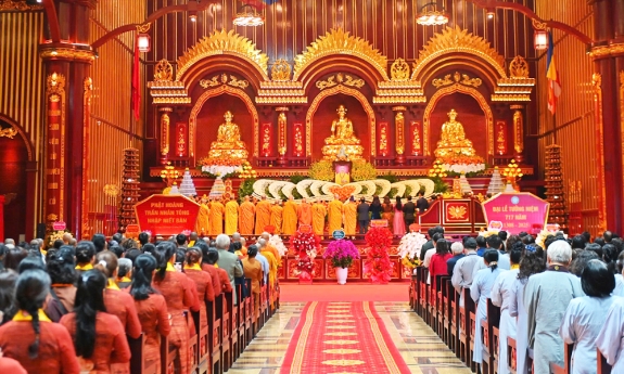 Đại lễ tưởng niệm 717 năm Ngày Phật hoàng Trần Nhân Tông nhập Niết bàn