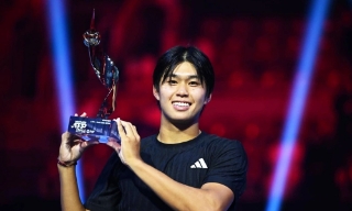 Tay vợt Mỹ gốc Việt Learner Tien vô địch ATP Next Gen Finals