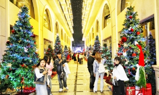 Rộn ràng không khí đón Giáng sinh ở Bắc Ninh