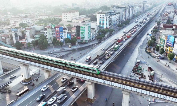 Hà Nội hạn chế xe trên Vành đai 3, kiểm soát phương tiện vào nội thành giờ cao điểm