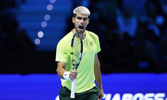 Tay vợt trẻ Alcaraz nhận thưởng nhiều nhất ATP năm 2025