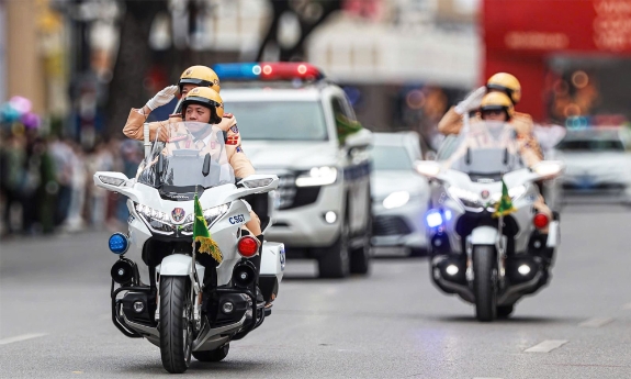 Phân luồng giao thông phục vụ Đại hội Thi đua yêu nước toàn quốc